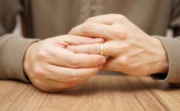 The Destructive Power of Divorce – How to Mitigate the Damage