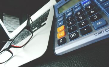 How a Financial Adviser Can Save Your Marriage