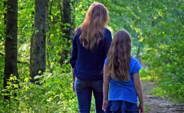 Is the ‘Birdnesting’ Co-Parenting Trend Going Too Far?