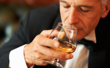 4 Reasons Why Divorce is Harder for Men Than Women